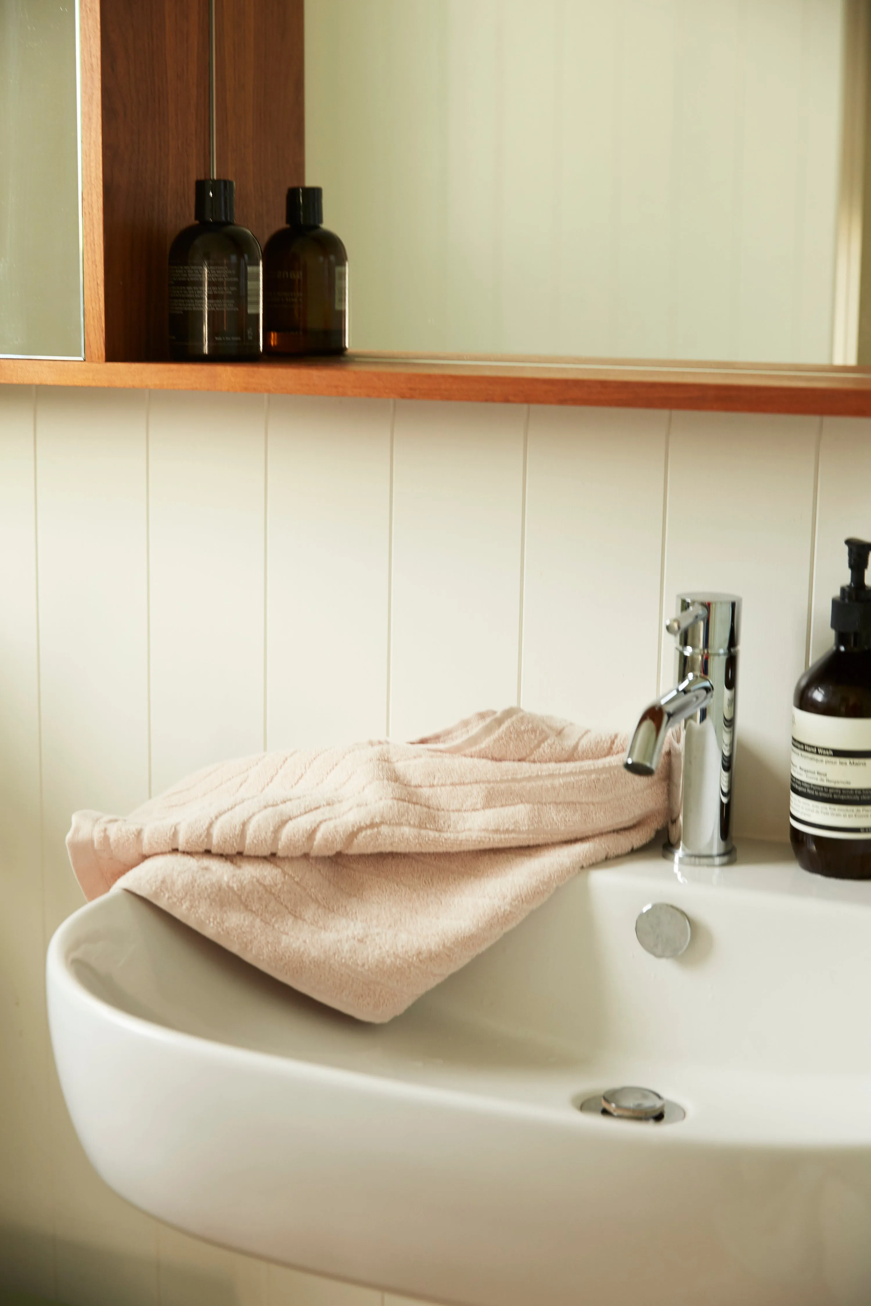 Baina | Clovelly Hand Towel in Clay