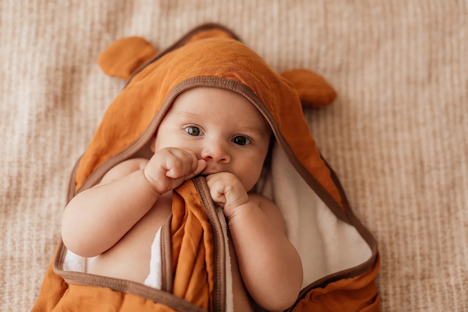 Desert Bronze Hooded Bath Towel Set