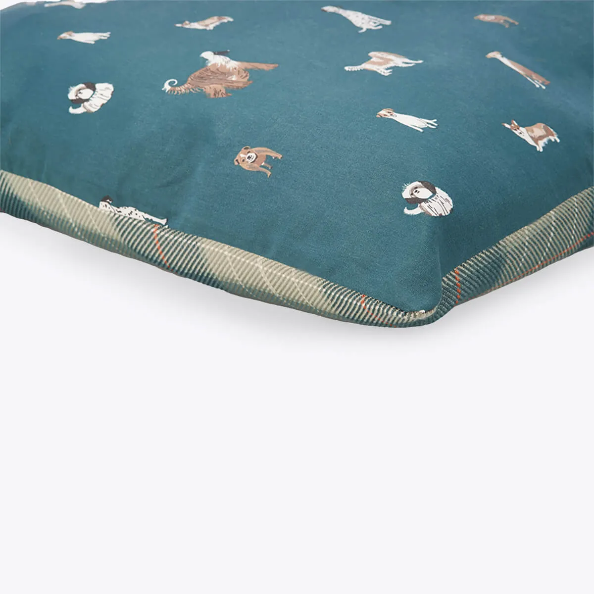 Laura Ashley Park Dogs Deep Duvet Dog Bed