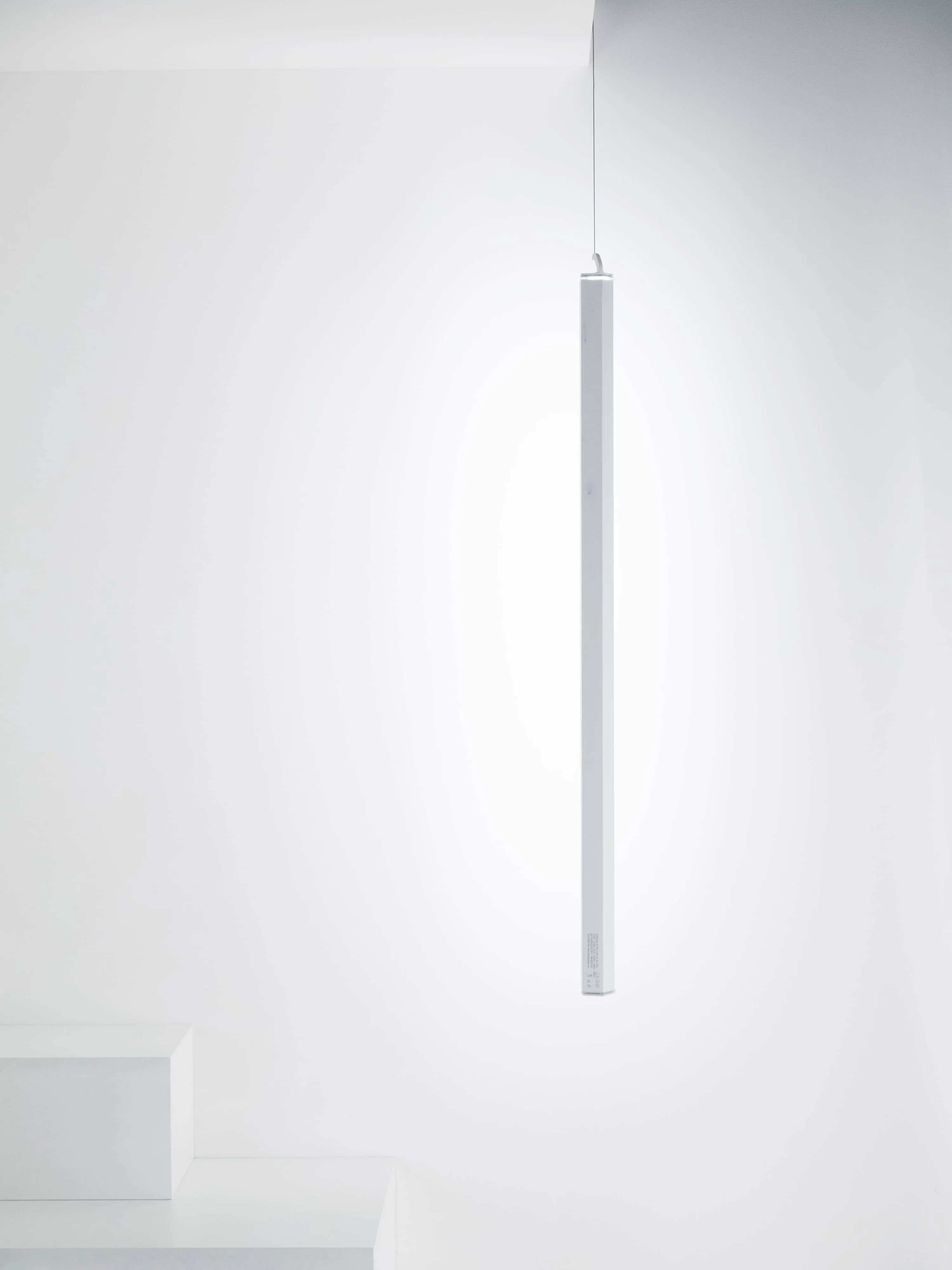 Pencil Light - Vertical Suspension