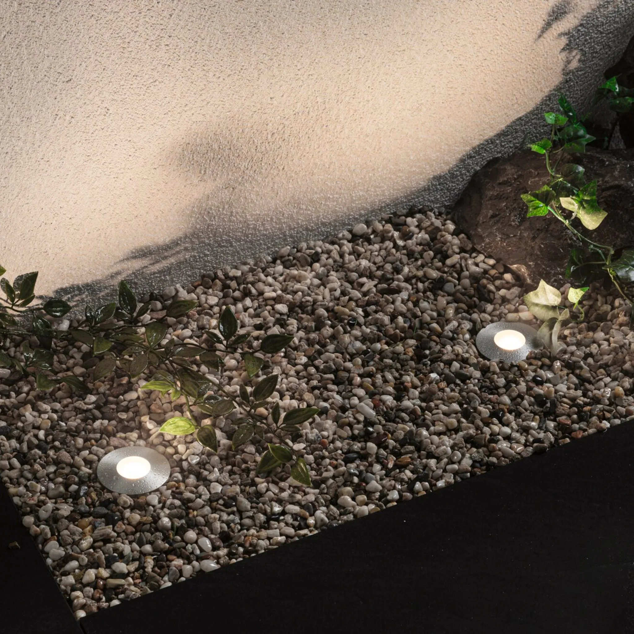 Plug & Shine Outdoor 2.5W LED Floor Mini Individual Spotlight in Silver